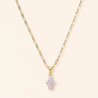 Collier Perlé à Pendentif Croix
