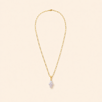 Collier Perlé à Pendentif Croix